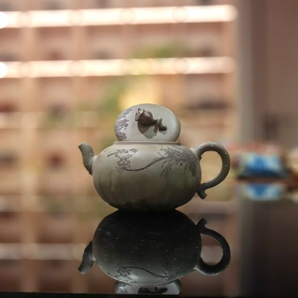 Handmade purple clay teapot qingduan clay by Master Ke Qinyu