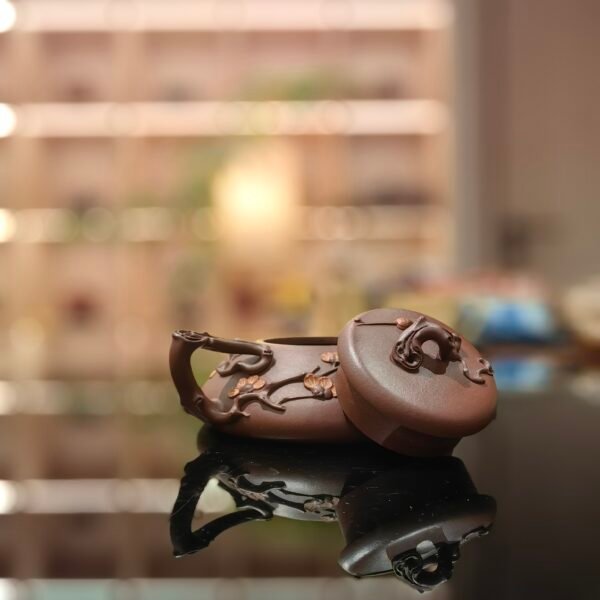 Handmade purple clay teapot 170ml by Master Bai Yang