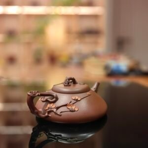 _cuva Handmade purple clay teapot 170ml by Master Bai Yang
